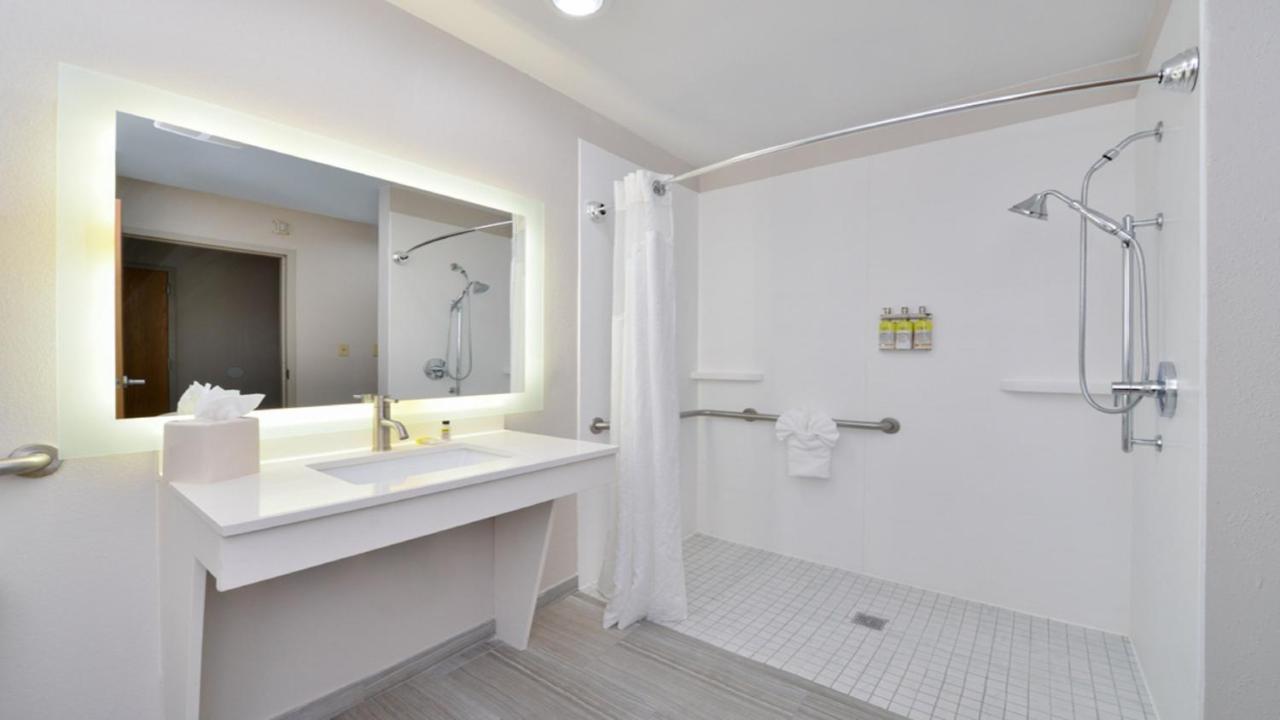 Holiday Inn Express Hotel & Suites La Place By Ihg Exteriér fotografie
